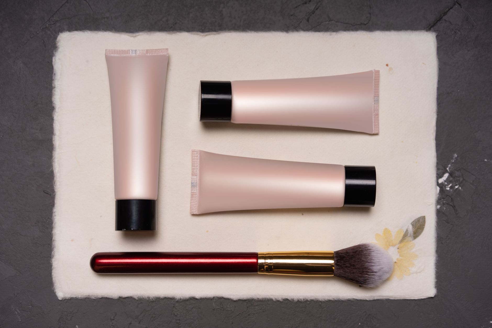 Contrast Arrhythmia: Fixing Misaligned Foreground-Background Luminance Jumps That Tanked a Skincare Brand's Dynamic Creative Results