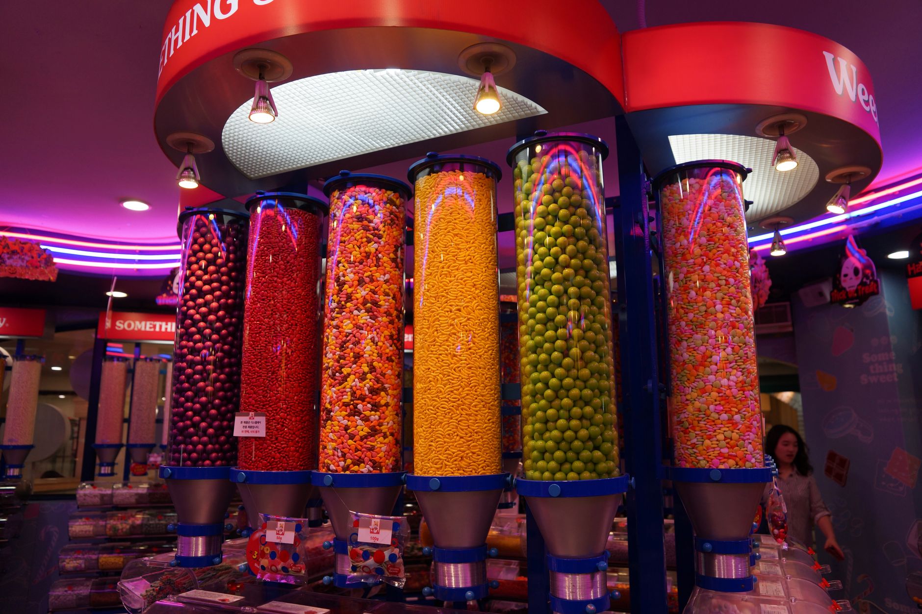 Halloween Surge: Scarcity-Driven Static With Candy Re-Stock Counters vs One-Time Treat Bundles