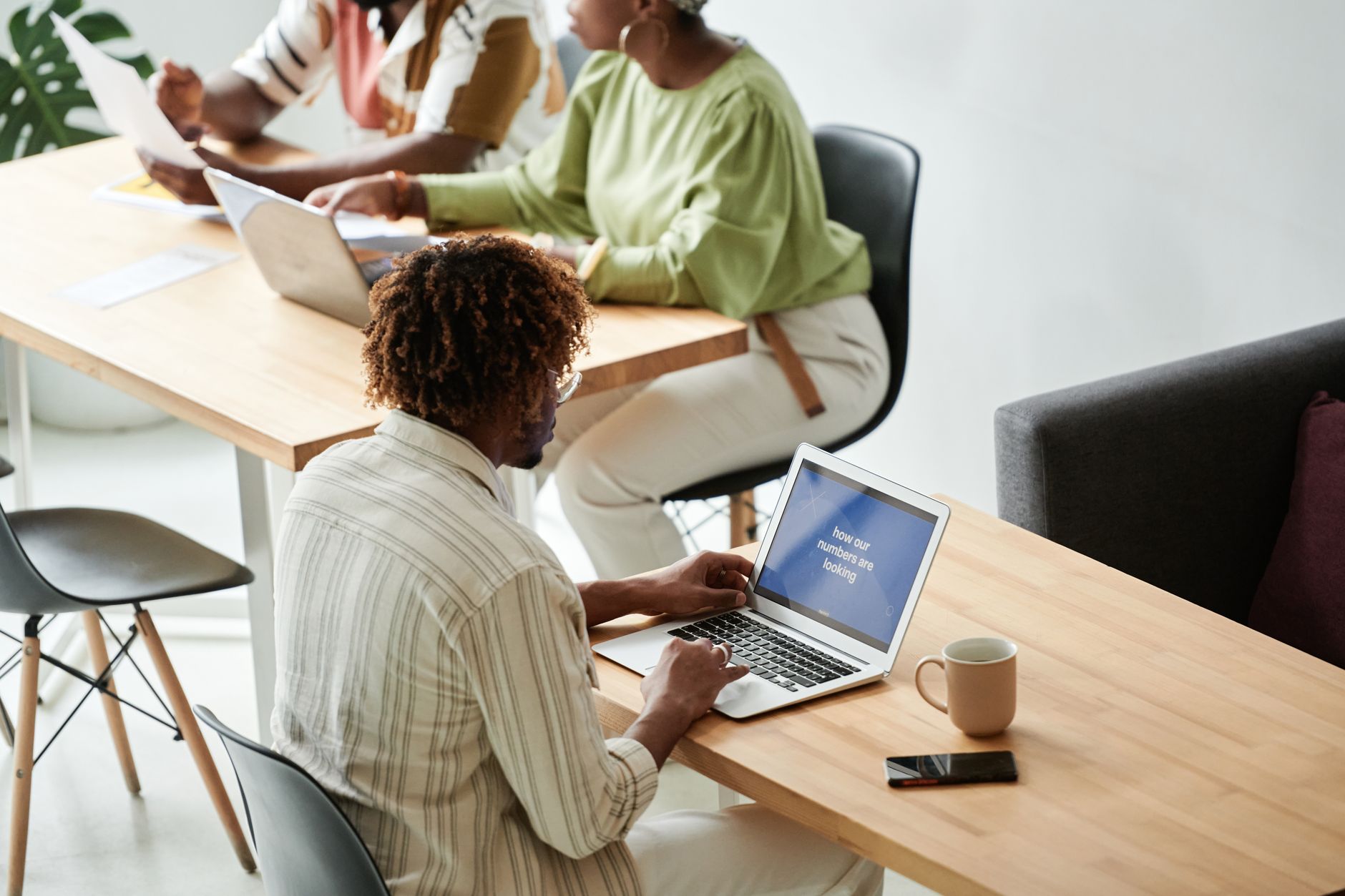 Renewing Without Discount: Use Nostalgic Brand Language and Ownership Pride vs. Retention Offers