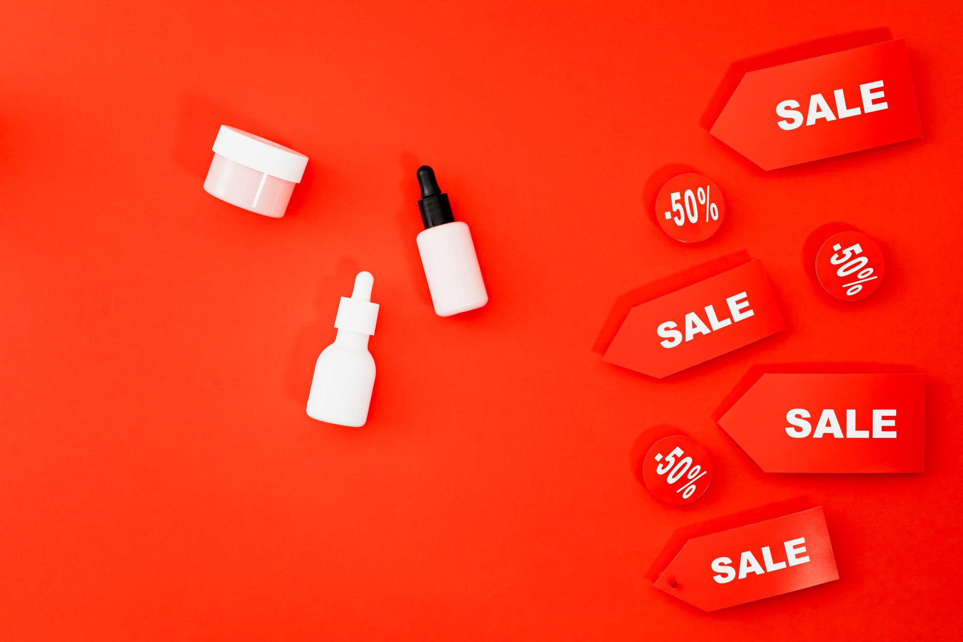 Testing Price Anchors in Static: Compare Discount Tags vs. Membership Value Messaging on Flat Images