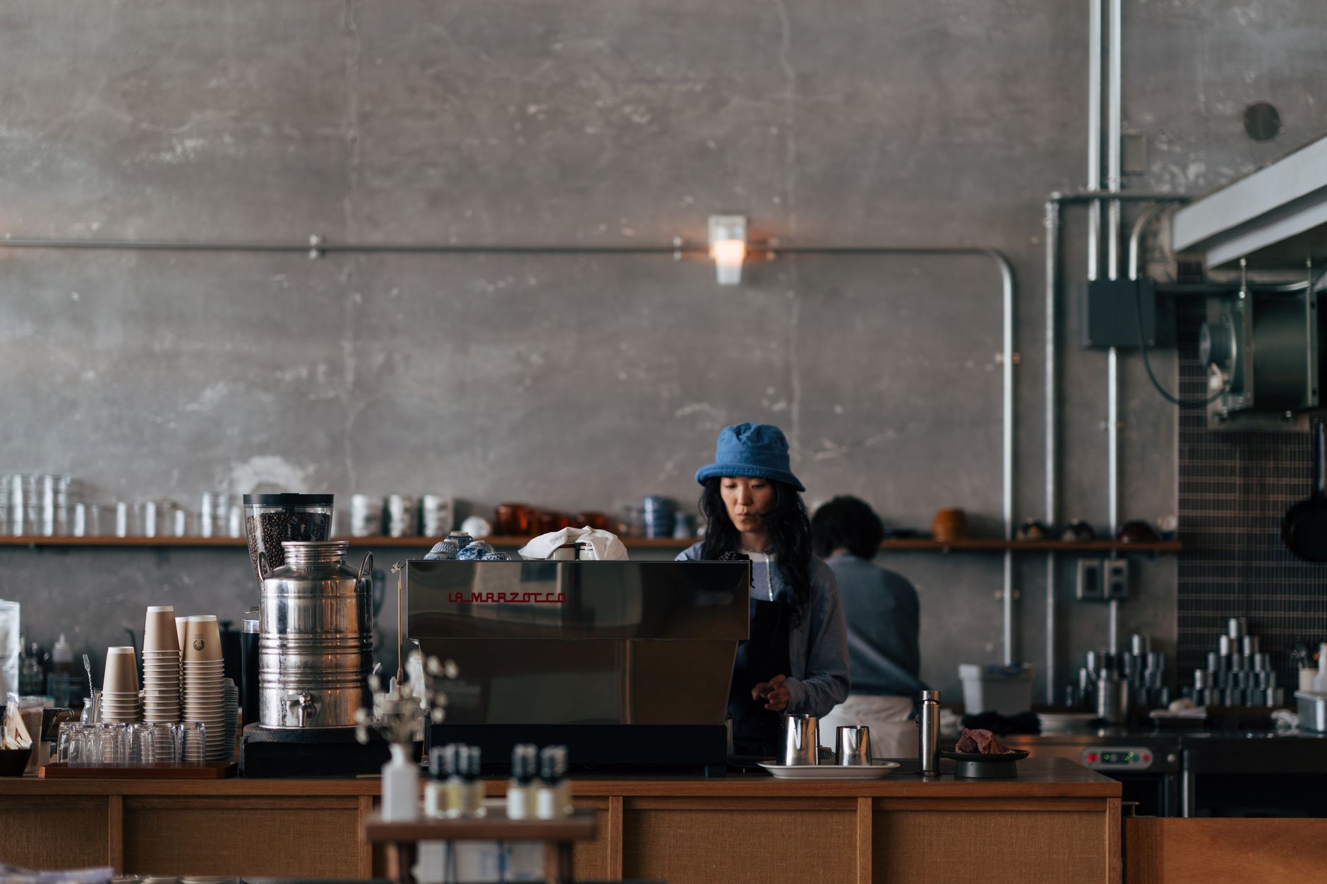 The Dead Pixel Teardown: Coffee Machine Brand's 32-variant Loss 90% But Rest Batch Outperformance Comes From Microscopic Reflection Fix in Left-Handed Swipe