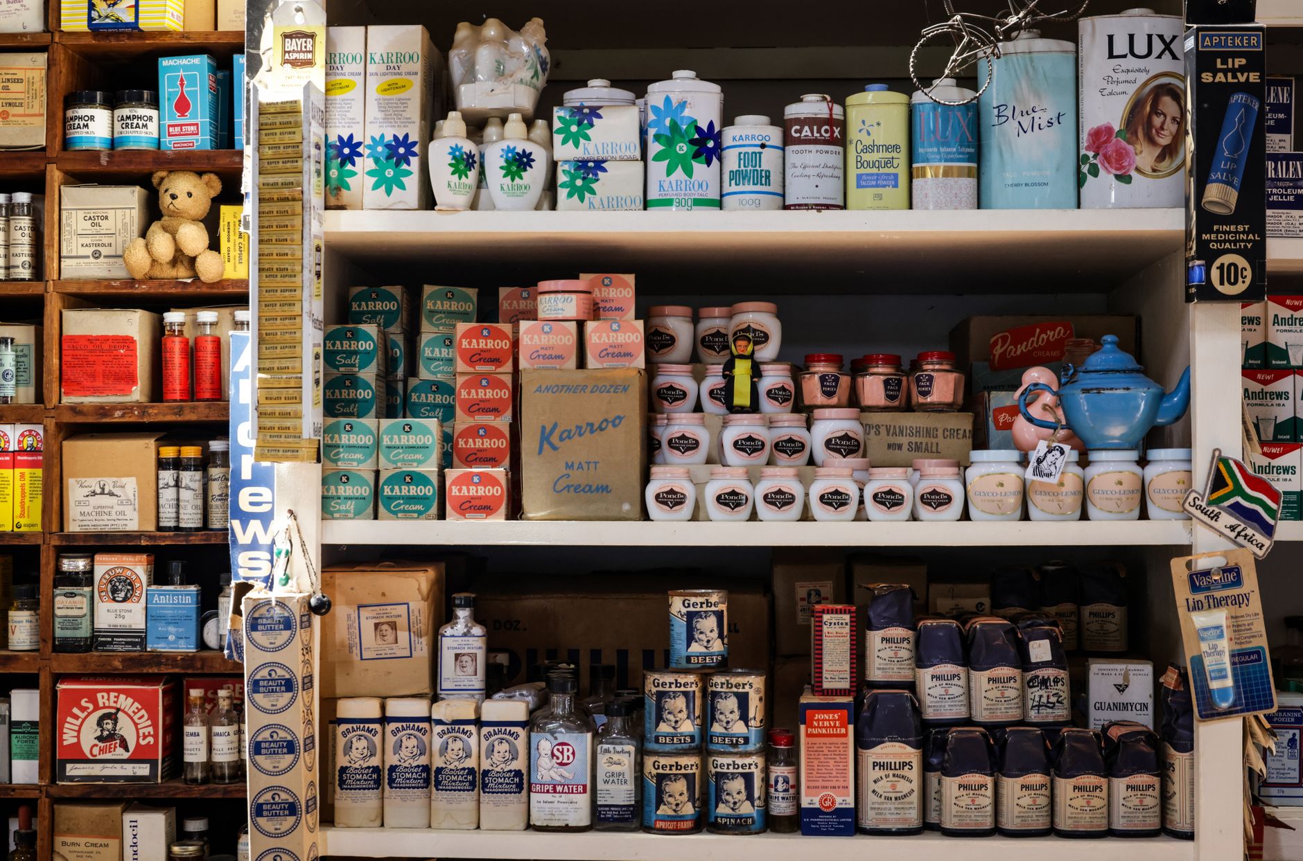 The Great Ordering: Why Sequence of AI Image Elements Drives Purchase Behavior