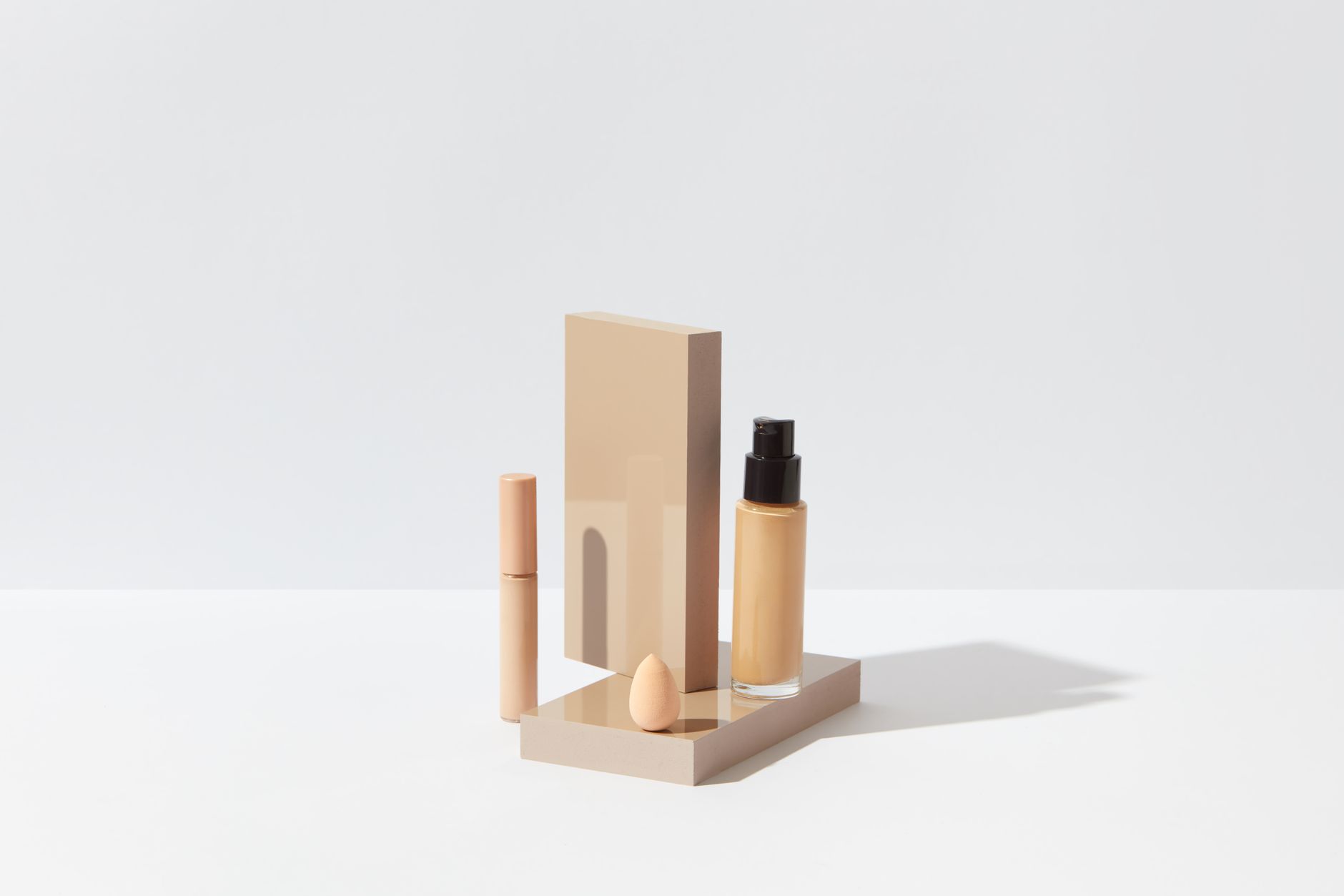 Visual Breathing Room: Why D2C Creatives Need Measured Negative Space for Higher Click-Through